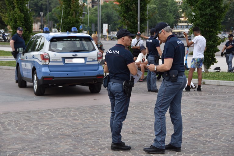 polizia negli stadi