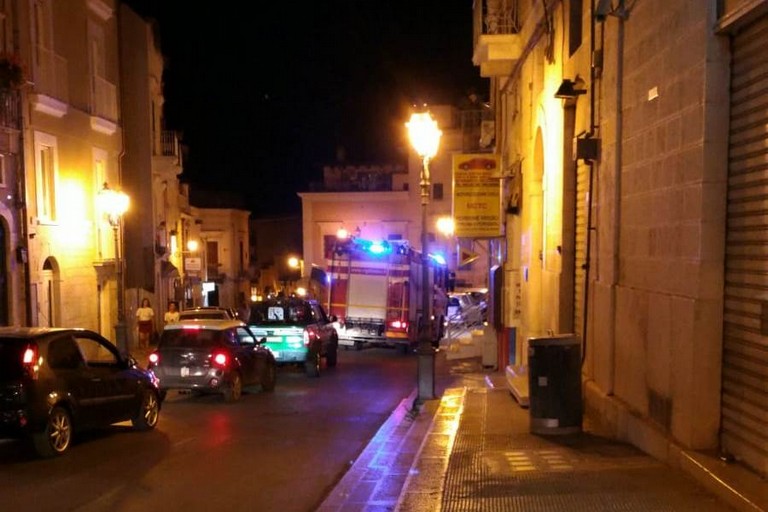 Principio di incendio in via Fornaci