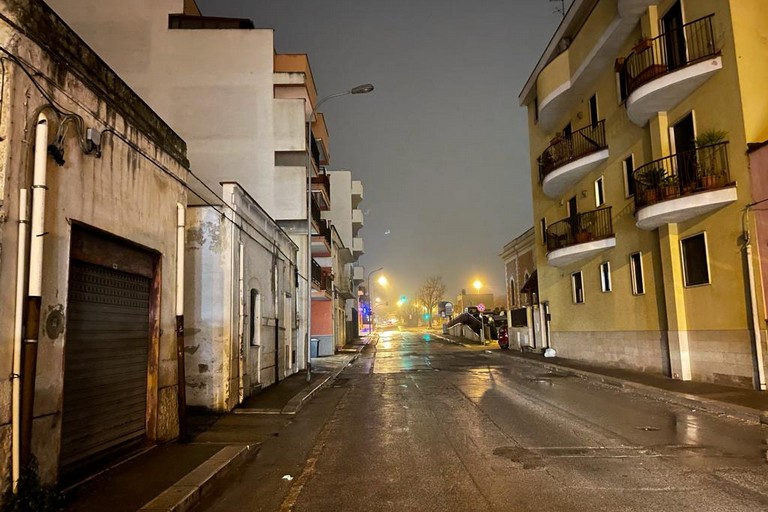 via Don Lotti con viale Ausonia