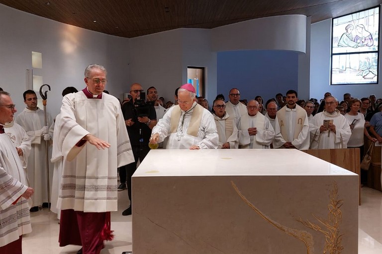 Dedicazione nuova Chiesa parrocchiale Sacro Cuore di Ges