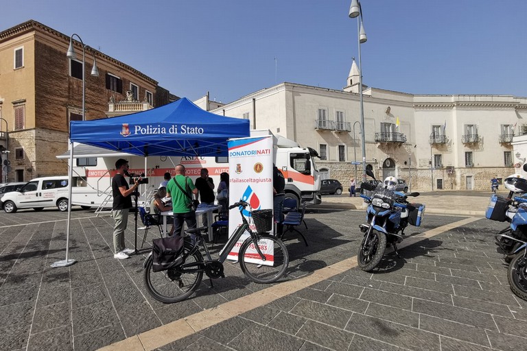 DonatoriNati, l'impegno della Polizia di Stato sul tema delle donazioni di sangue