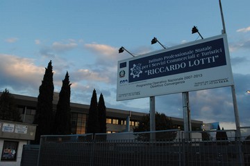 Istituto Riccardo Lotti Andria