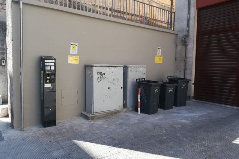 cartelli per invitare i cittadini ad un maggior decoro