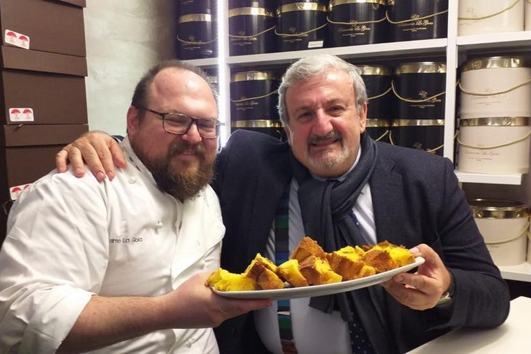 post natalizio di Michele Emiliano