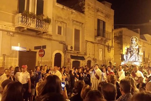 Processione Madonna dei Miracoli