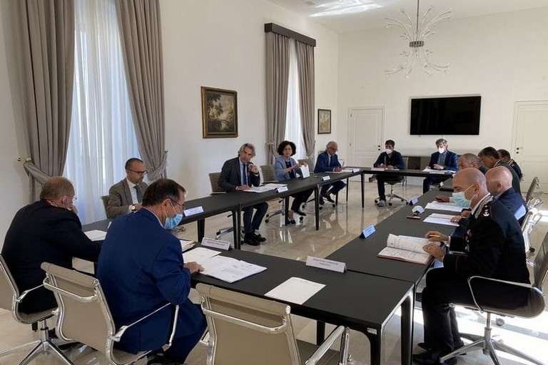 Riunione presso la Prefettura Bat