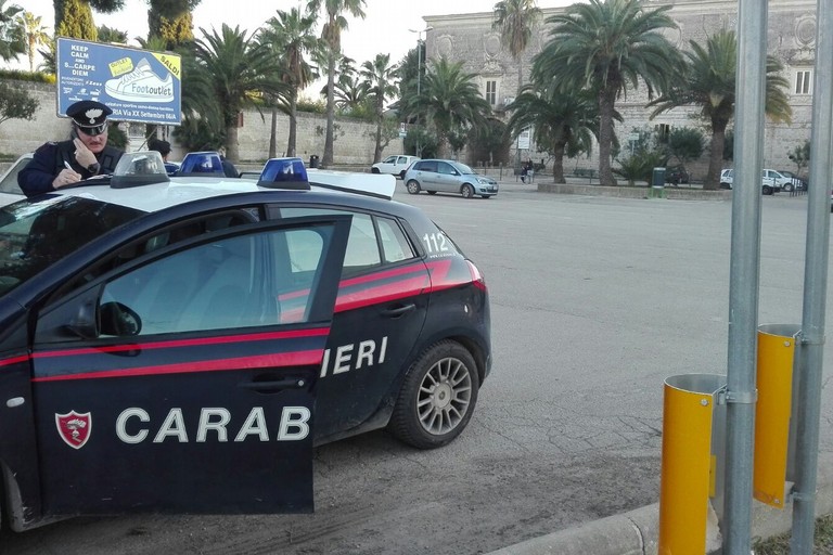 Posto di blocco ad Andria