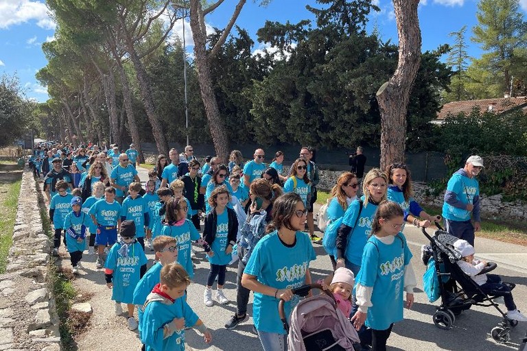Fit Walking for All, la camminata dell'Ail Bat cambia location