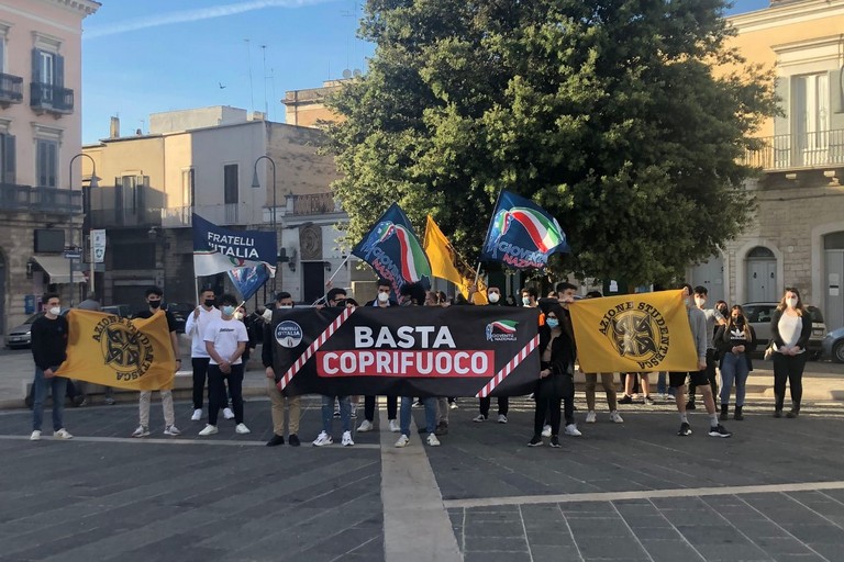 flash mob di Gioventù Nazionale, Azione Studentesca e Fratelli d'Italia