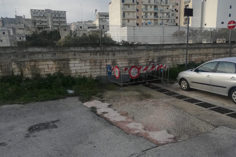 degrado in via Fornaci