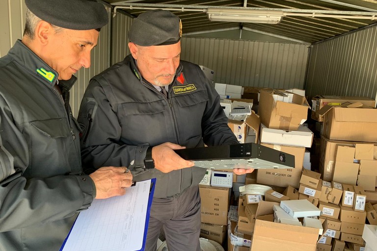 recupero refurtiva da parte della Guardia di Finanza