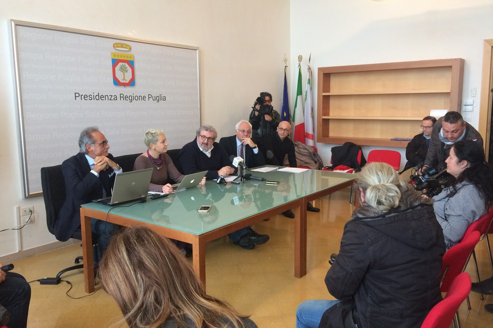 Regione, conferenza stampa Emiliano vaccini