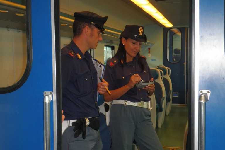 Polizia ferroviaria