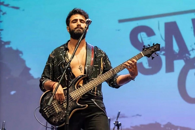 Il bassista andriese Giuseppe Inchingolo