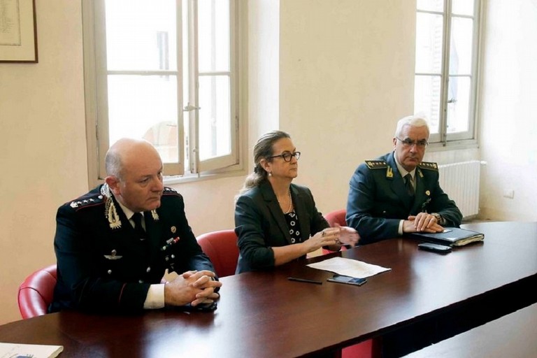 al centro il Questore Fusiello. <span>Foto La Gazzetta di Reggio</span>