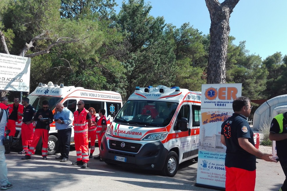 Ambulanza a Castel del Monte