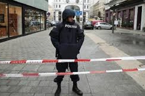 Vienna sotto attacco. <span>Foto immagini tratte da Rainews</span>