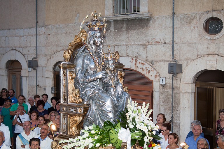 Festa patronale: la processione dell'arrivo della Madonna dei Miracoli. <span>Foto Riccardo Di Pietro</span>