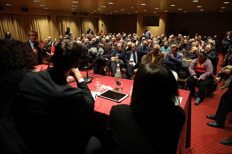 incontro con i risparmiatori della Banca Popolare di Bari