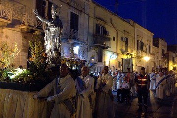 Processione dei Santi Patroni tra tradizione e fede, San Riccardo