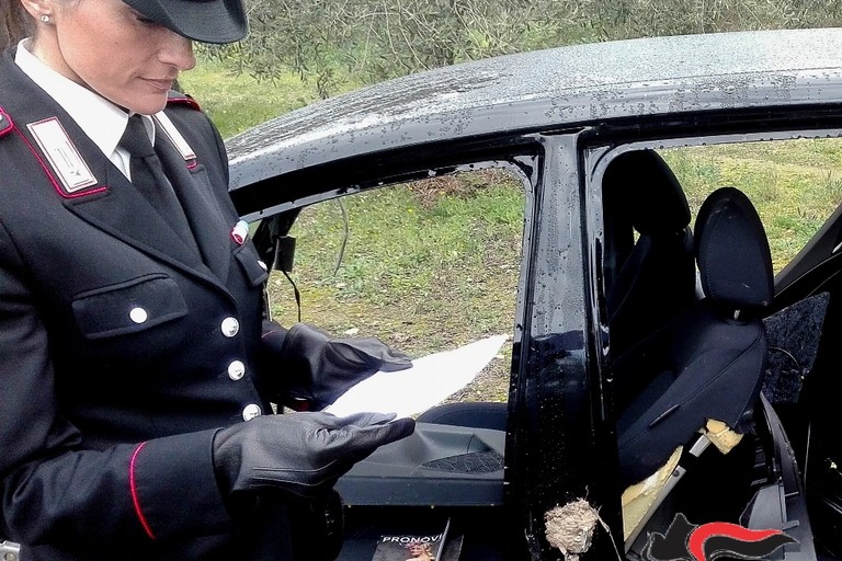 auto rubata ritrovata dai carabinieri