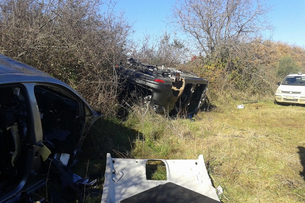 Scocche auto rubate