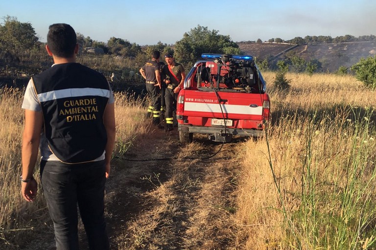 incendio Castel del Monte