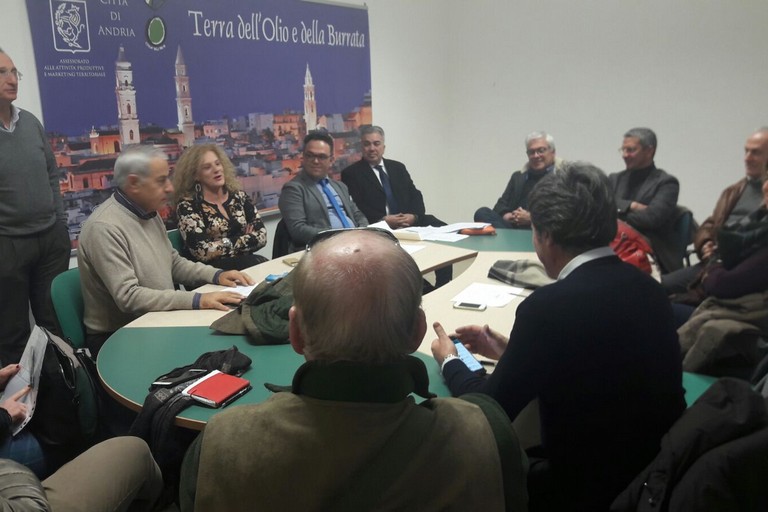 riunione della terza consulta del comune di Andria