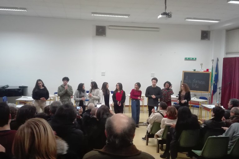 Nuzzi, presentazione libro