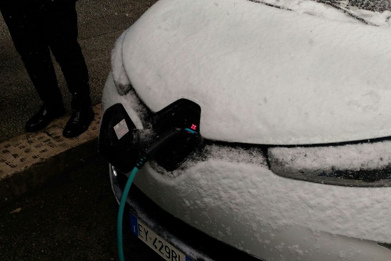 Colonnine ricarica veicoli elettrici