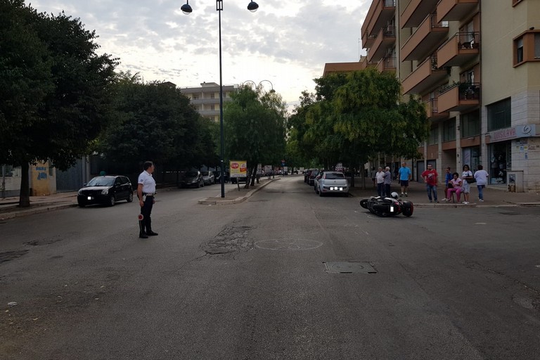 incidente su Via Aldo Moro all'incrocio con via Martiri di Bologna