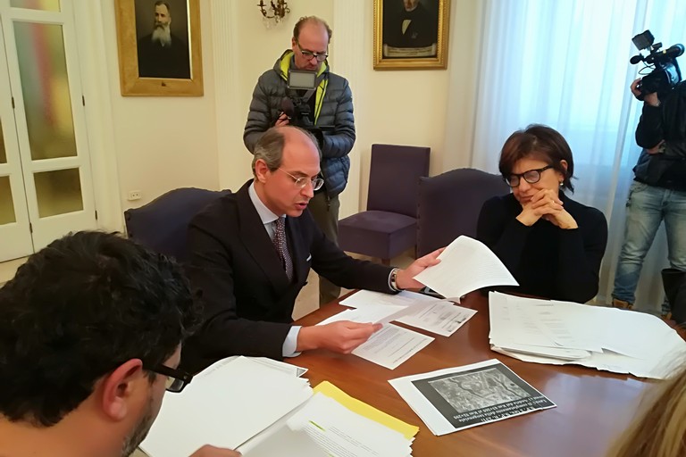 Conferenza stampa Nicola Giorgino su tangenziale di Andria