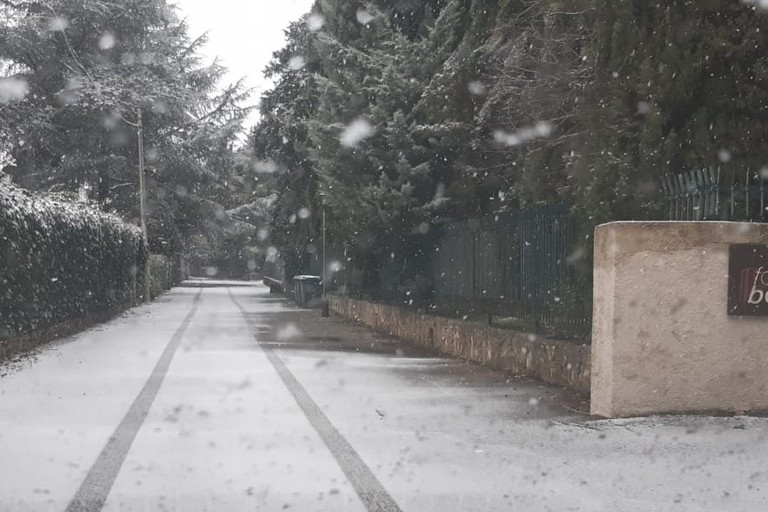 Fiocchi di neve a Castel del monte