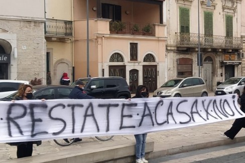 Protesta dei parrucchieri ad Andria