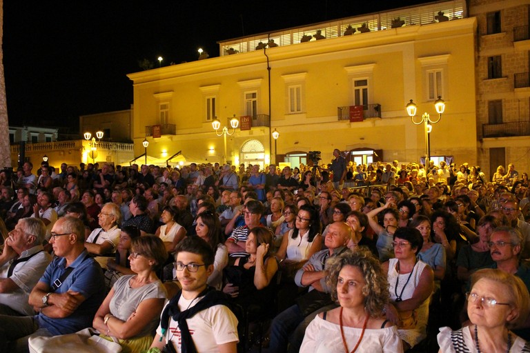 libri nel borgo antico