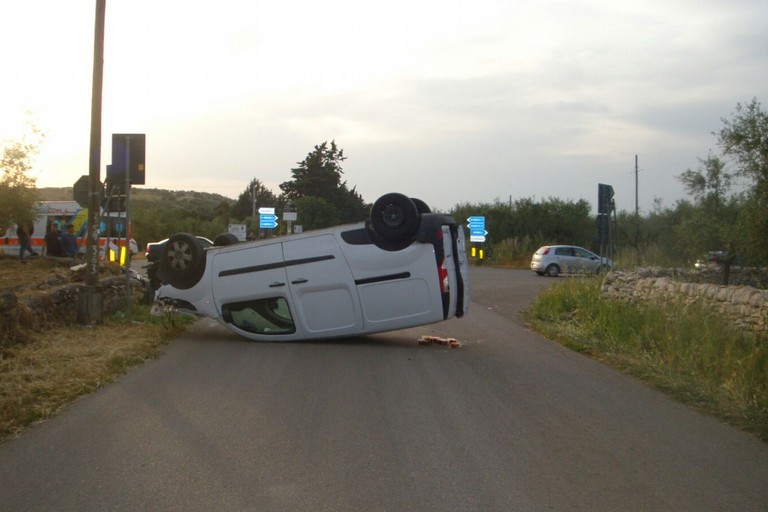 Incidente stradale su via vecchia Spinazzola: ferito un 54enne