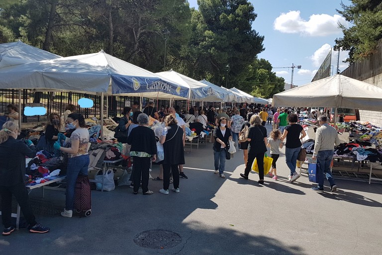 Riparte al completo il mercato settimanale di Andria. <span>Foto Antonio D'Oria</span>