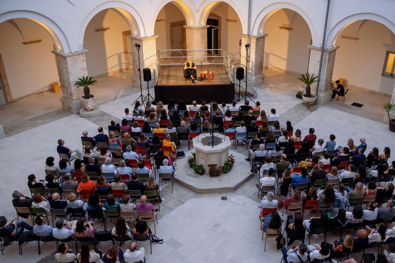 Festival della Disperazione ad Andria