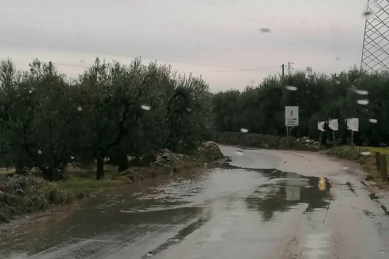 Il maltempo aggrava i disagi sulle strade di collegamento tra Andria e Canosa