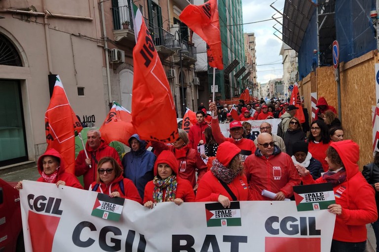 Manifestazione Cgil Bat