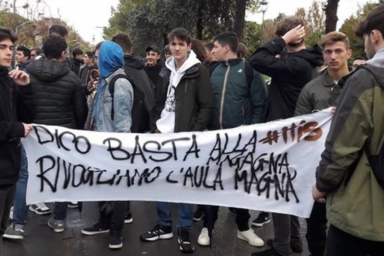 Manifestazione studenti Andria