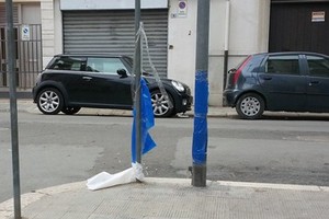 Striscioni a terra