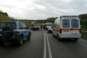 Incidente frontale statale Canosa