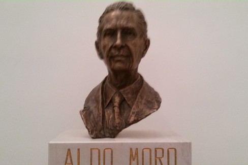 aldo moro scultura