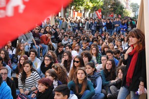 Sit-in studenti in Piazza