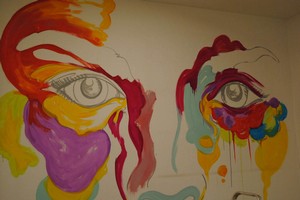 Live painting wall design