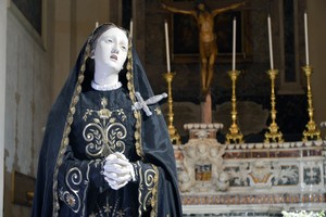 Statua Madonna dell'Addolorata San Nicola