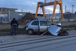 Incidente mortale sulla Trani-Andria: muore il conducente di un'auto