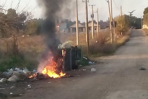 Incendio bidoni campagne andria