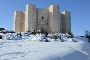 Neve e Castel del Monte: una magia vissuta in immagini